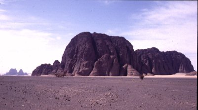 herrliche Felsen, Arkiafera-Ebene